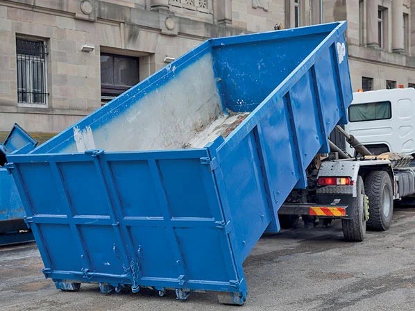Service de location de conteneur 20 verges : Capacité professionnelle pour chantiers importants / Location Conteneur Repentigny